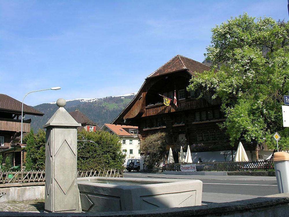 Hotel Restaurant Hirschen 2*